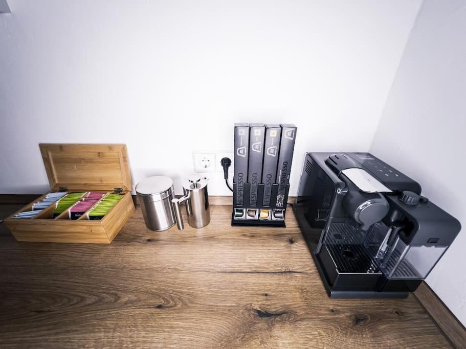 Wohlfuehl-Oase Mitten In Der Stadt - Garten, Grill, Netflix Und Drucker Lipcse Kültér fotó